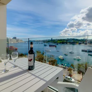 Superlative With Valletta And Harbour Views Apartment